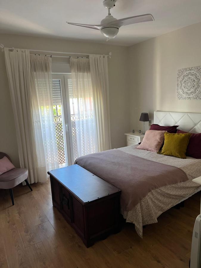 Casa Con Piscina Cerca De Sevilla 外观 照片