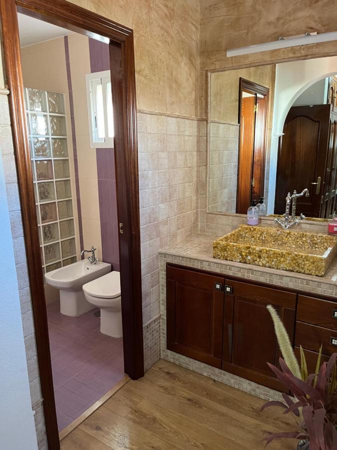 Casa Con Piscina Cerca De Sevilla 外观 照片