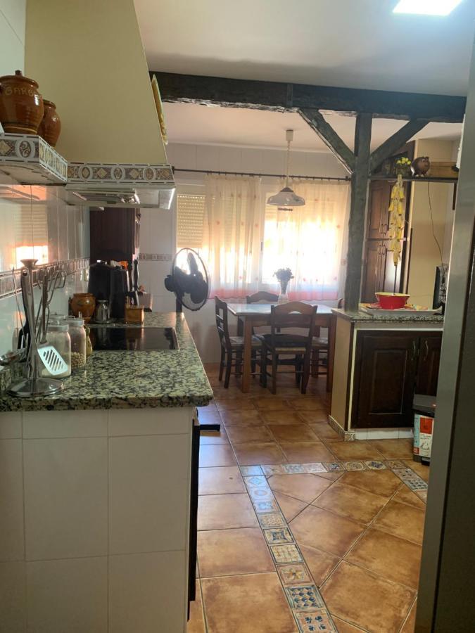 Casa Con Piscina Cerca De Sevilla 外观 照片